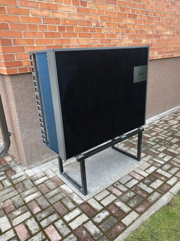 Midea Nature õhk-vesi väliosa